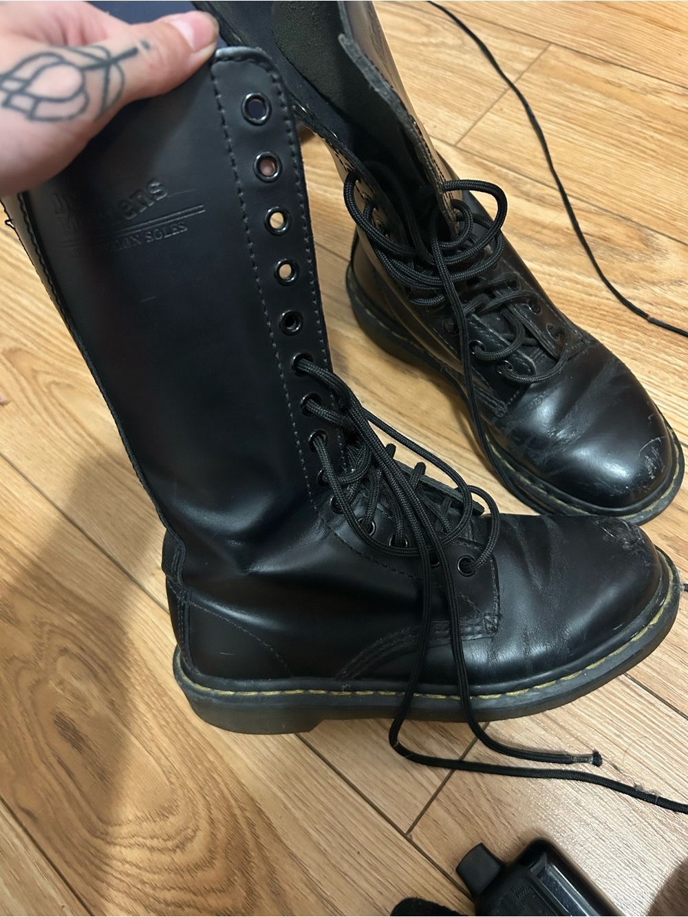 Vintage Dr marten Black Leather Lace-Up Combat Boots